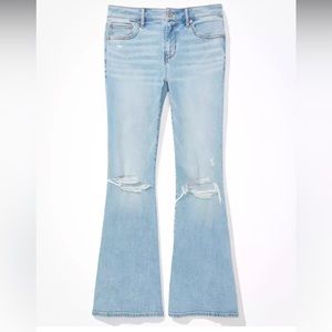 Women AEO Next Level Stretch Light Wash Low Rise Flare Jean Size 14